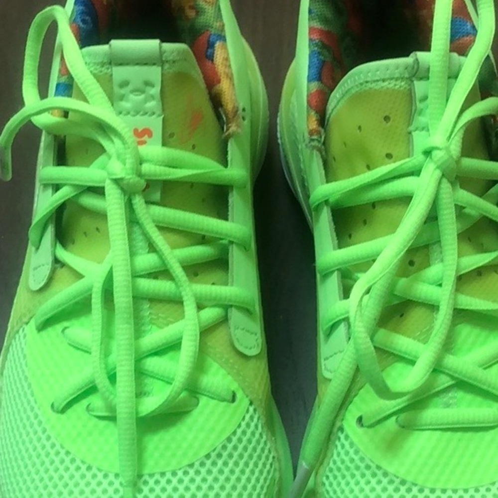 Under Armour x Stephen Curry 7 Sour Patch Kids Youth Lime Green Basketball Shoes - Picture 8 of 16